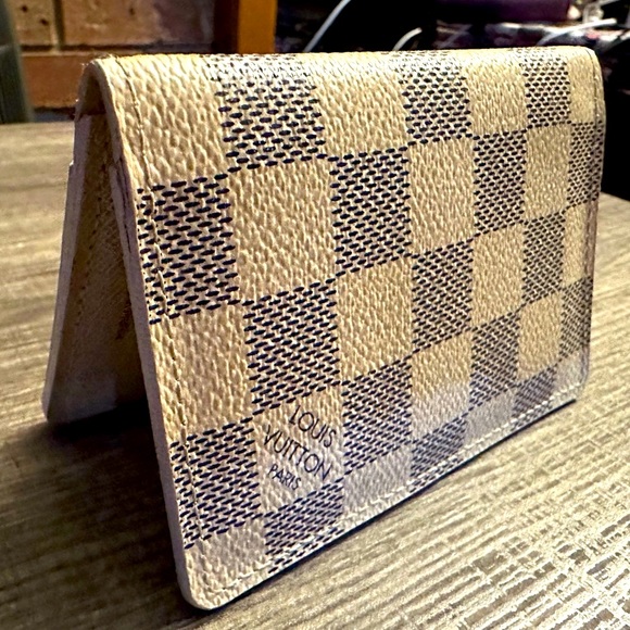 WOW POSHMARK - Authentic Louis Vuitton Damier Azur Wallet - Picture 15 of 16